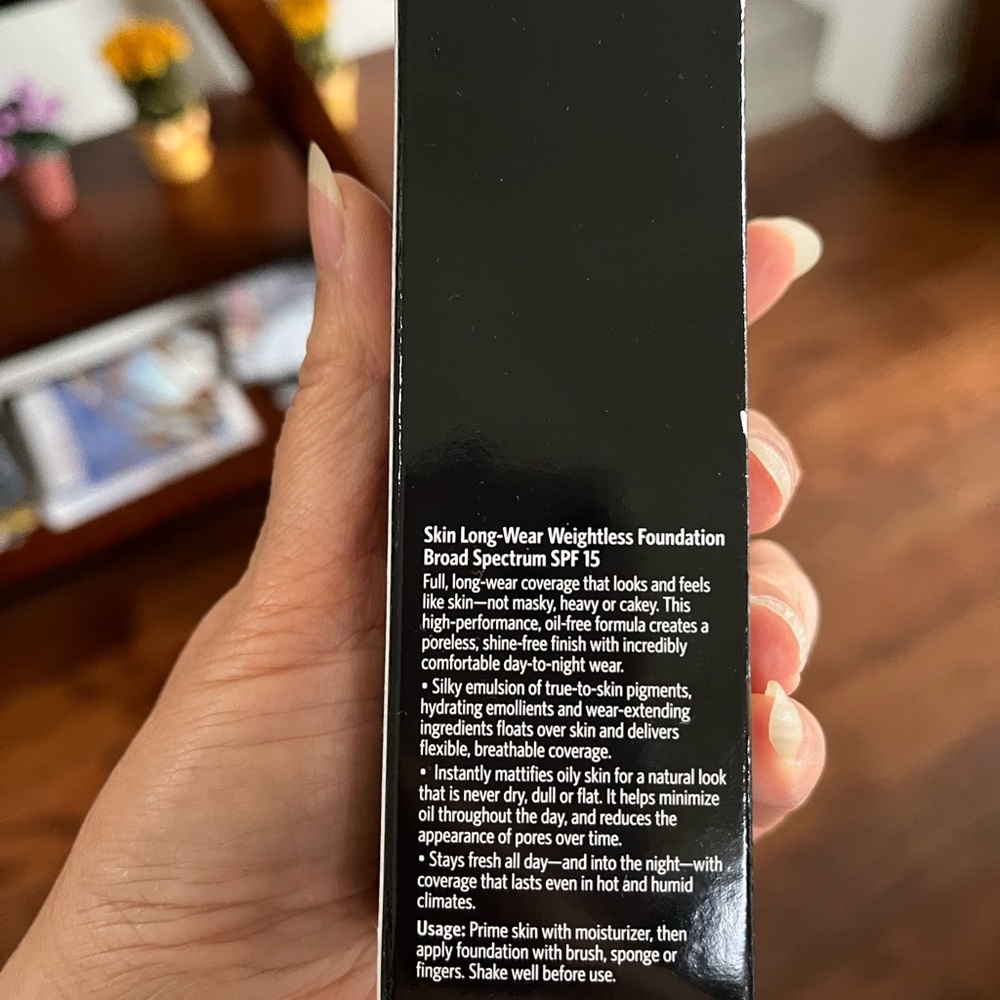 Bobbi Brown foundation - Picture 6 of 7
